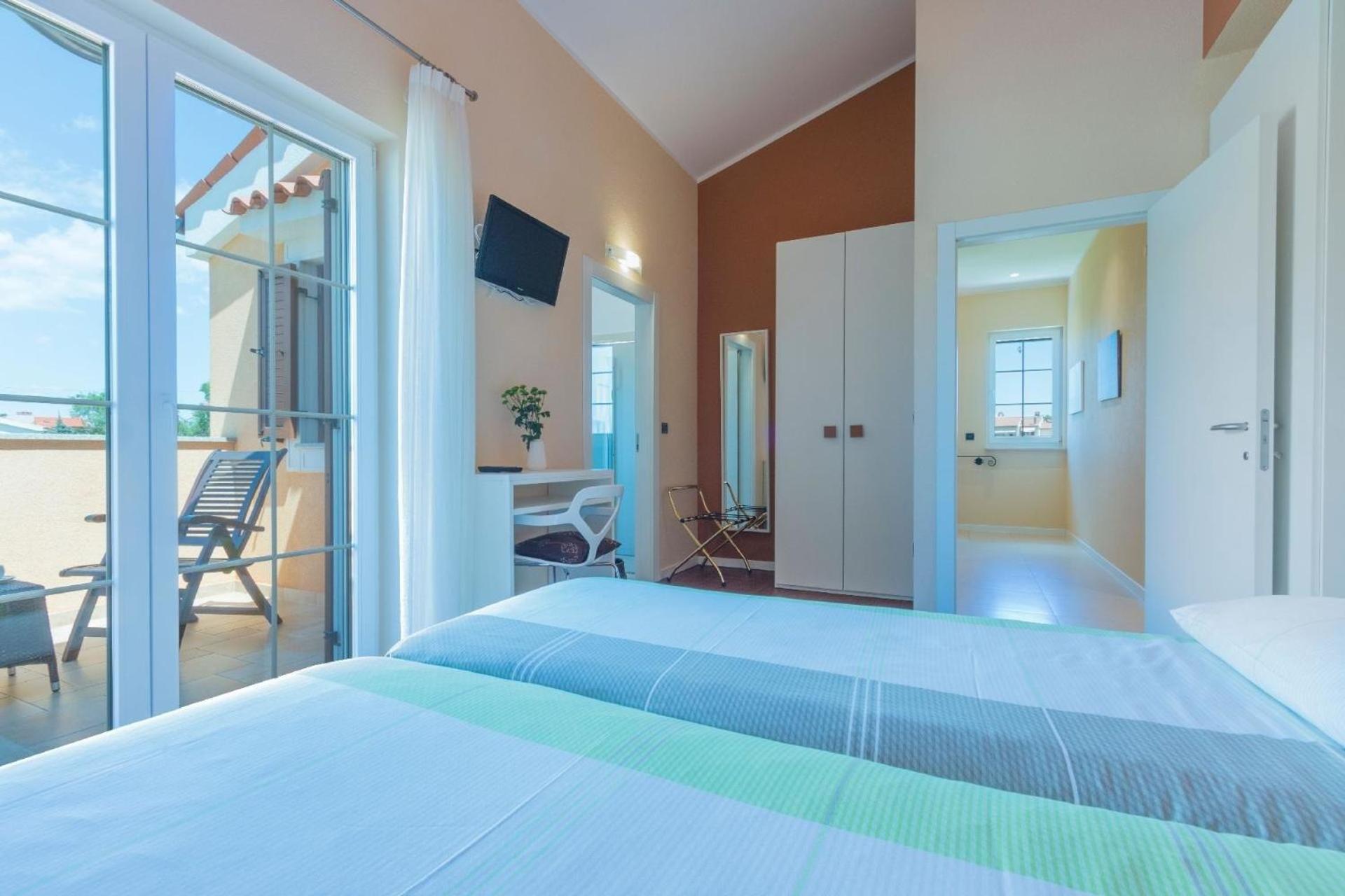 Ferienhaus In Pomer Mit Privatem Beheizten Pool Und Meerblick Εξωτερικό φωτογραφία