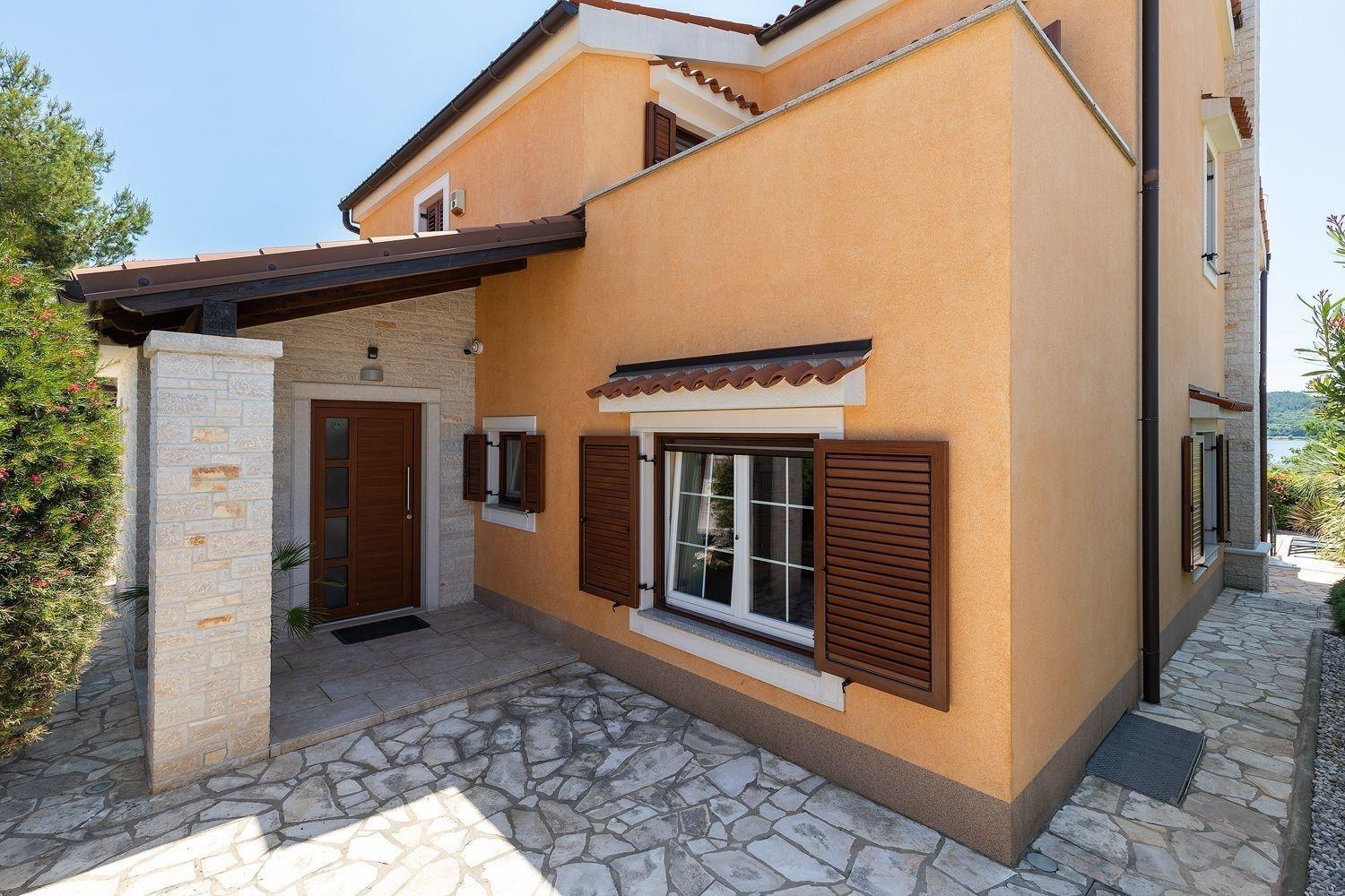 Ferienhaus In Pomer Mit Privatem Beheizten Pool Und Meerblick Εξωτερικό φωτογραφία